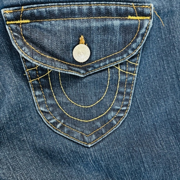Women's Blue Jeans - Picture 4 of 7